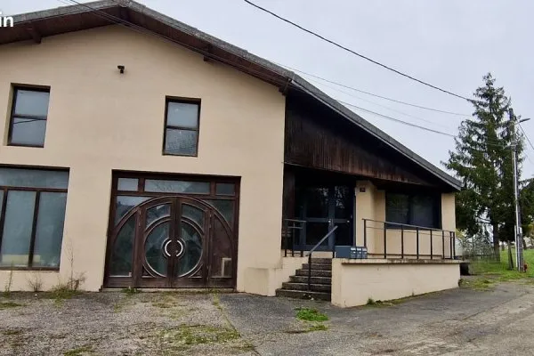 Immeuble 2000 m²