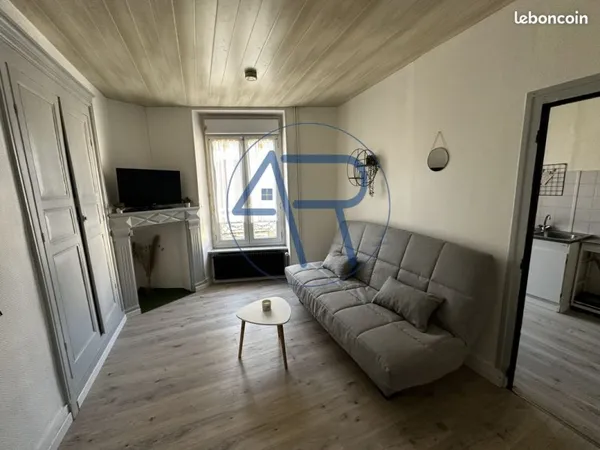 Studio 1 pièce 28 m²