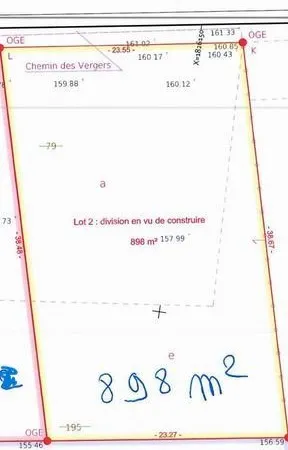 Terrain en individuel 898 m²