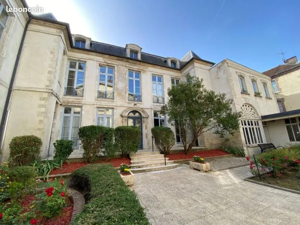 Appartement 2 pièces 97 m²