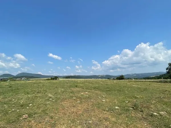 Terrain 1178 m²