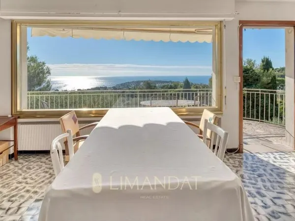 Roquebrune-Cap-Martin - Opportunité Rare Deux villas indépendantes à rénover - possibilité agrandiss