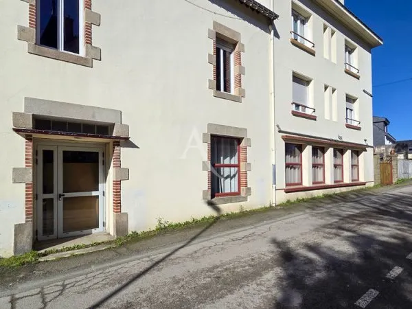Local commercial Ploërmel 192 m2