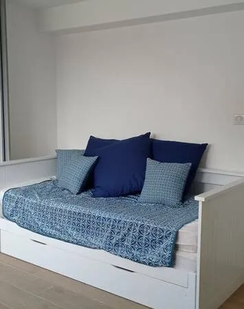 Studio 1 pièce 17 m²