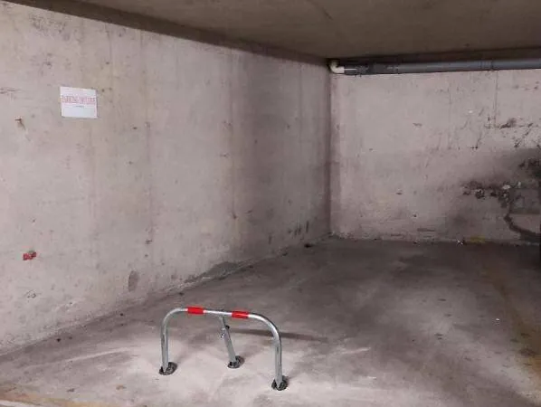 Parking 11 m²