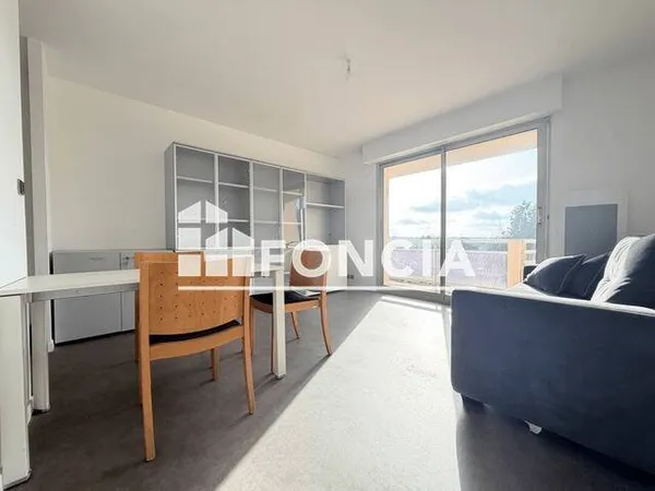 Studio 1 pièce 28 m²