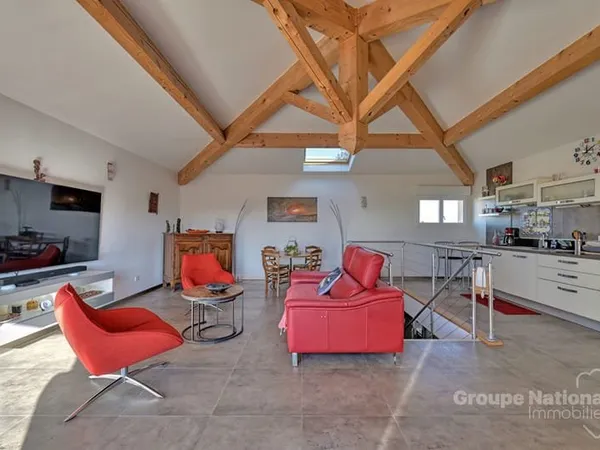 P3 AVEC VUE PANORAMIQUE - PROCHE COMMERCES