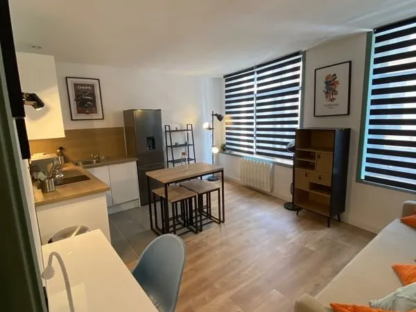 Au coeur du vieux lille? Studio meuble renove