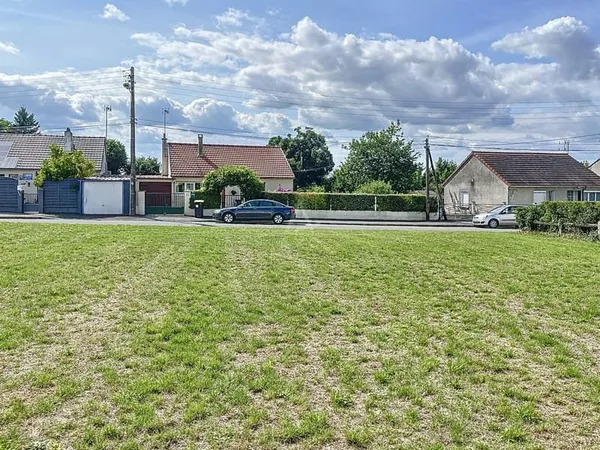 Terrain à bâtir Vente Nogent-sur-Vernisson  451m² 20000€