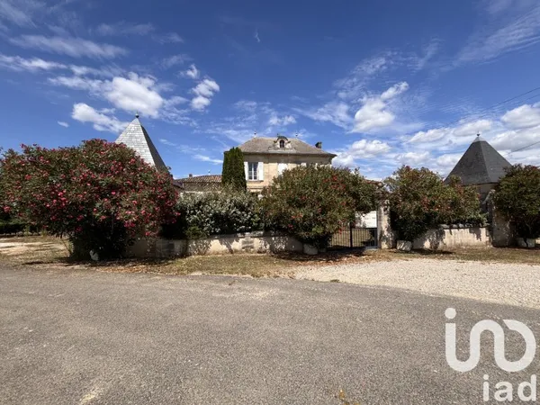 Maison 10 pièces 250 m²