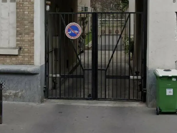 Garage/Parking