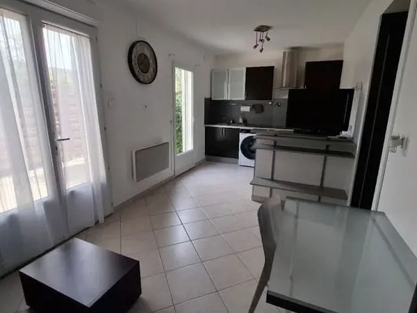 Studio 1 pièce 24 m²