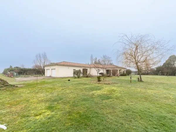 Contemporaine de 5 pièces principales