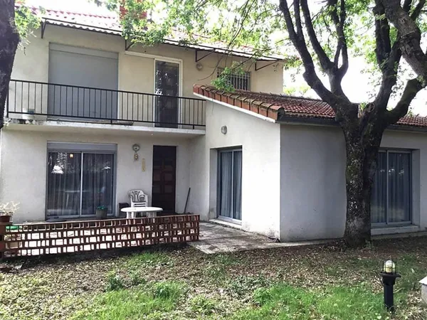 A VENDRE PIBRAC Maison spacieuse - 10 pièces, 6 chambres