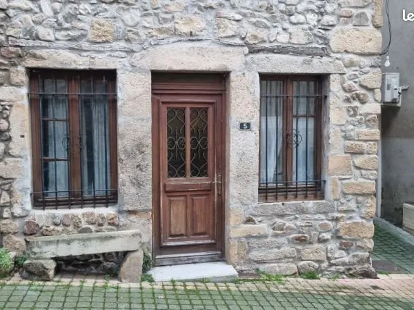 Local commercial brut - 26 m² + cave - Fort potentiel d'aménagement