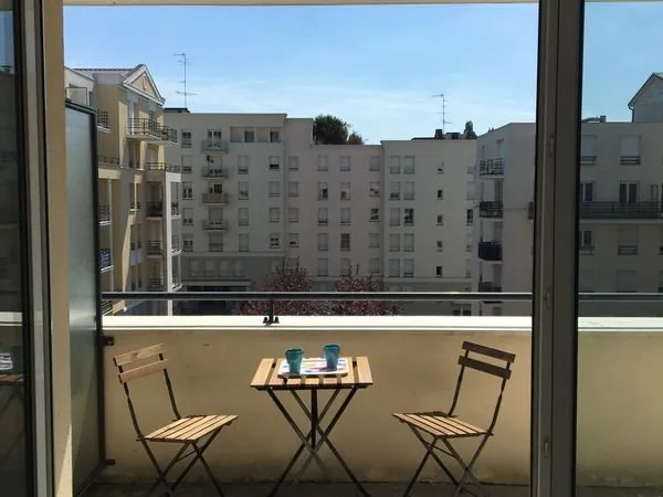 Studio excellent état + parking - Vieux Lille
