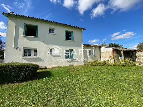 Maison à étage idéale pour une famille.