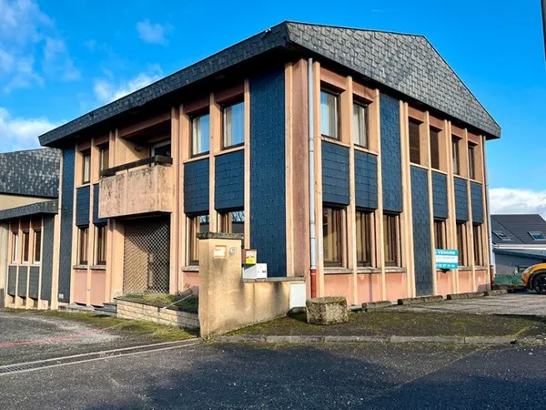 Bureaux 100 m² RUSTROFF