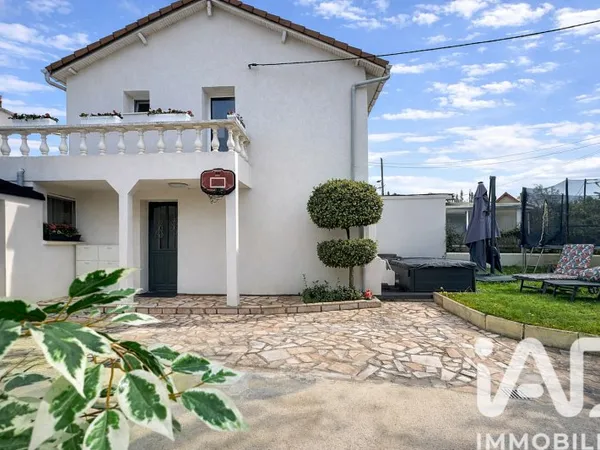 Maison 5 pièces 82 m²