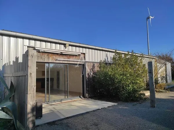 Local d'activité 189 m²