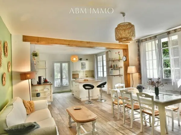 Maison 7 pièces 180 m²
