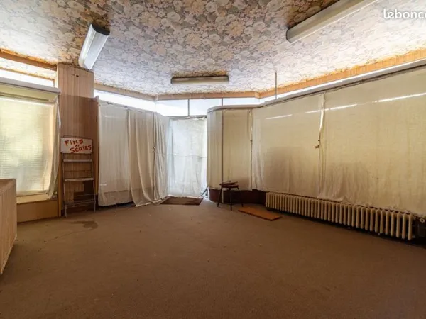 Immeuble 2 pièces 160 m²