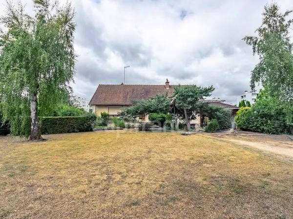 Maison 6 pièces 140 m²