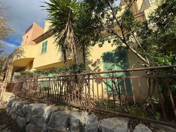 Duplex 3 pièces 75 m²