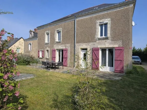 Maison de caractère - 190 m² habitables - Terrain 1 774 m²