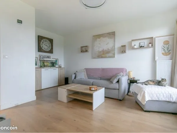 Le Parc Saint Maur - studio ensoleillé avec Balcon