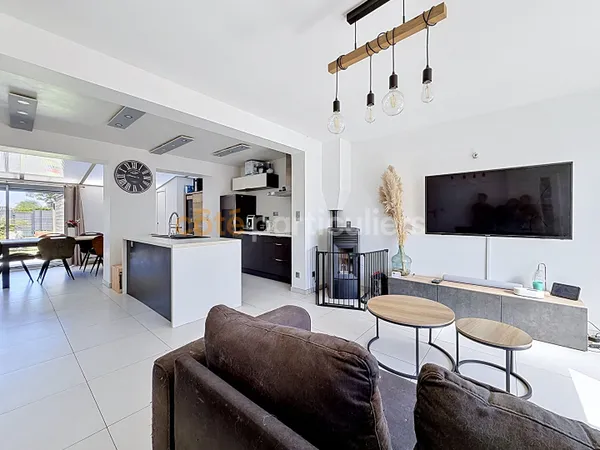 Maison 5 pièces 101m²