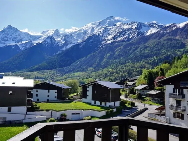 LES HOUCHES LE PRARION - Grand studio coin chambre