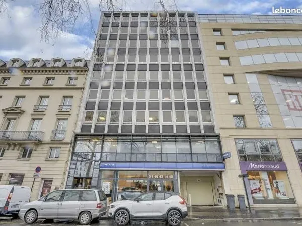 Bureaux 254 m²