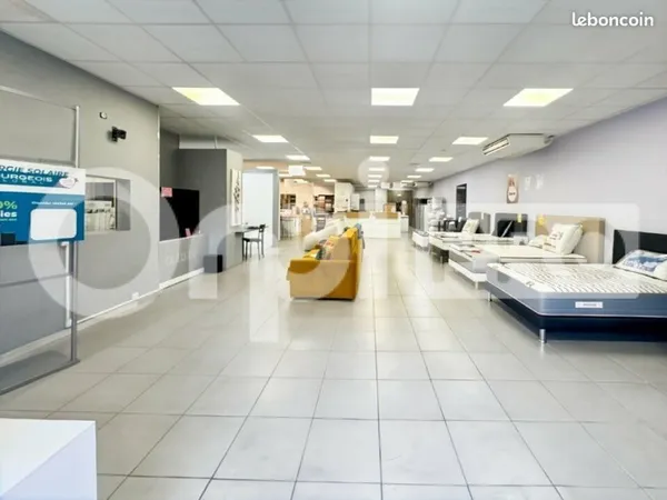 Fonds de commerce 210 m²