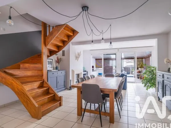 Maison 6 pièces 158 m²