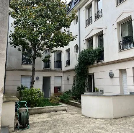 Appartement 5 pièces 150 m²