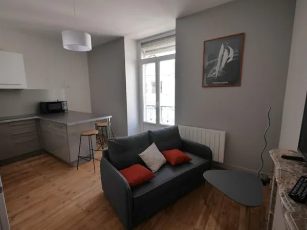 Appartement T4 meublé (hyper centre)