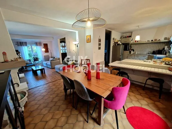 Maison 6 pièces 122 m²