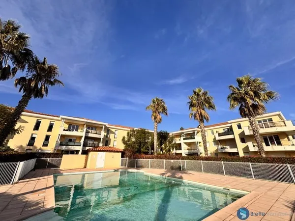 LA SEYNE-SUR-MER T3 56 m2 TERRASSE PARKING PISCINE