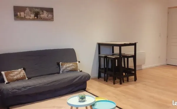 Studio meuble a louer