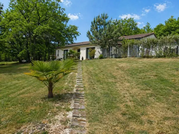 Maison 4 pièces 145 m²