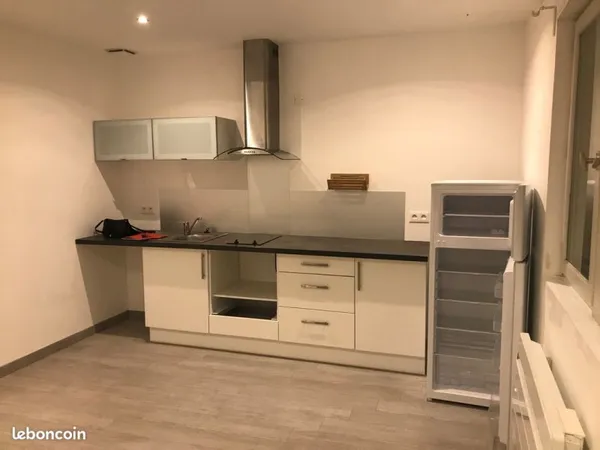 Location appartement T2 20 rue des menuts 33000 BORDEAUX