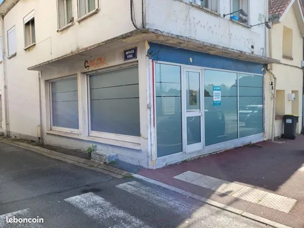 Local commercial 70 m²