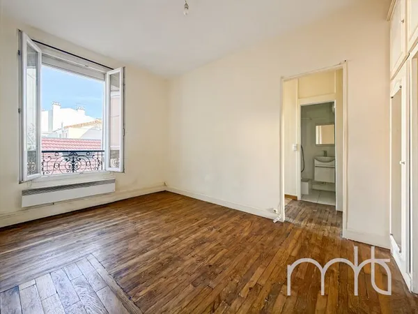 ASNIÈRES SUR SEINE LEHOT - STUDIO AU CALME