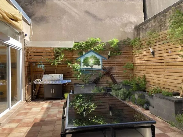 Maison 4 pièces 215 m²