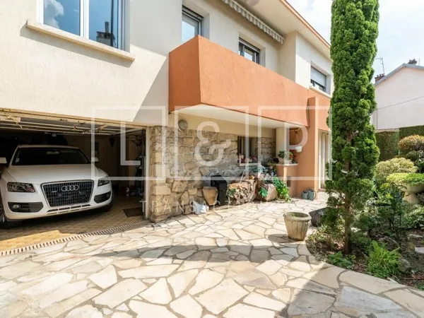 Maison familiale de standing - 240m²