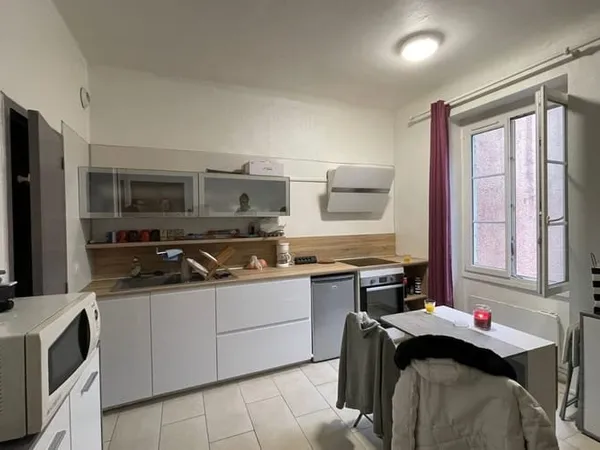 Studio 1 pièce 19 m²