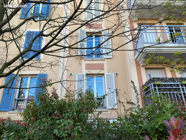 Studio meublé 22m² · Bail mobilité juin ou étudiant(e) dès août - Saint-Germain-en-Laye