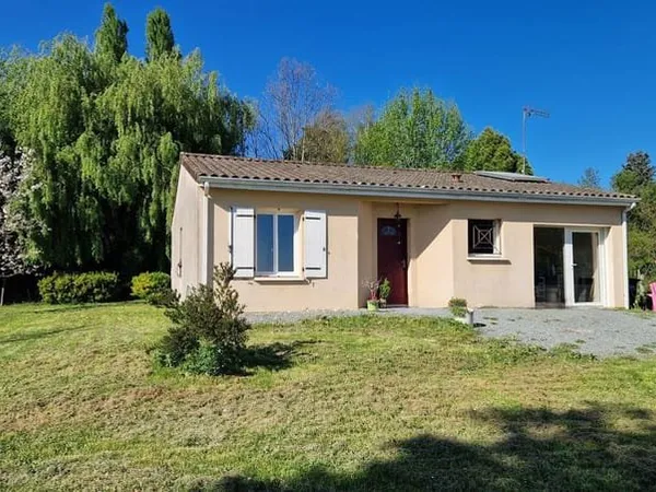 À 10 Min De Langon - Maison De Plain Pied - 2 Chambres + 1 Bureau - Jardin 900 M2