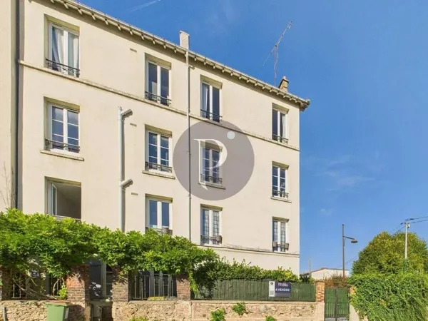 Immeuble 74 m²